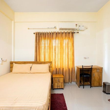 Paradise Inn Kochi Exterior photo